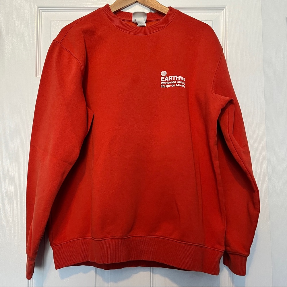 H&M EARTH Crewneck Sweatshirt